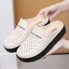 Nuevas Zapatillas de Dedo Antideslizantes de Suela Gruesa para Madres de Mediana Edad, Zapatillas de Dedo del Pie, Zuecos de Imitación de Cuero con Tacón Medio, Zapatillas de Mujer para Usar Afuera