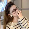 Diadema Ancha de Moda Retro Estilo Coreano de Gamuza con un Toque de Lujo, Accesorio para el Cabello Versátil y Elegante para Mujeres