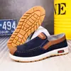 Zapatos de Hombre del Viejo Pekín Primavera y Verano Nuevos Zapatos Casuales para Hombre Zapatos de Lona Transpirables de una Sola Pieza Zapatos Cómodos para Caminar para Hombres de Mediana Edad y Mayores