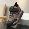 Zapatos de algodón gruesos de venta caliente transfronterizos para niños, nuevo estilo de invierno para niños, zapatos deportivos para exteriores, botas de algodón para niños personalizadas de fábrica