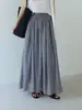 [Oufan] Falda Larga Arrugada Gris de Estilo Francés de Alta Gama para Mujer, Nuevo Estilo de Verano, Adelgazante y con Caída 11346