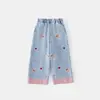 Roupas Infantis Transfronteiriças Calças para Meninas 2026 Outono Novo Estilo Jeans para Meninas Calças Retas Estilosas para Bebês Roupas de Verão Infantis