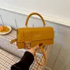 2026 Nuevo Bolso de Mano Cuadrado Pequeño de Alto Valor para Comercio Exterior, Moderno, Sencillo, Versátil, Bolso de Hombro y Cruzado de Moda