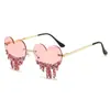 Nuevos Gafas de Sol de Moda con Montura Lágrima Incrustadas de Diamantes Hechas a Mano Brillantes para Fiesta de Graduación Hip Hop Foto Creativas Gafas de Sol para Mujer