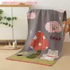 Toalla de baño de gasa de algodón puro de dibujos animados, gasa multicapa, suave y absorbente, adecuada para hombres y mujeres, uso doméstico, toalla de playa para adultos, 75*150 cm, disponible para venta al por mayor