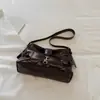 Bolsa de ombro e transversal estilo coreano, novo modelo de início de outono 2026, bolsa tote casual de grande capacidade para o dia a dia para mulheres