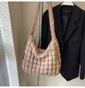 Bolso de mujer de otoño e invierno de marca de moda con diseño de nube, bolso grande plisado, personalizado, con rombos de nicho, bolso de bola de masa de gran capacidad, bolso bandolera vintage.