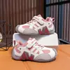 Tênis Slip-On Novos Outono e Inverno 2026 para Meninos e Meninas, Couro Solado Macio Leve Casual, Modernos