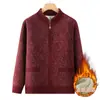 Roupas de Inverno para Mulheres de Meia-Idade e Idosas 2025 Novo Estilo Suéter Cardigan para Avó Jaqueta com Forro de Fleece Blusa Quente para Mãe Roupas para Idosos