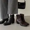 Botines cortos para mujer hechos de piel de oveja de capa superior con tacones gruesos, nuevo estilo de otoño, botines cuadrados de cuero genuino con cremallera trasera, botines cortos de tacón medio de color liso para mujer