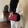 Bolsa de Casamento Vermelha de Luxo para Noivas, Novo Modelo 2026, Super Popular, Grande Capacidade, Versátil para o Dia a Dia, Bolsa de Mão e Transversal Bolsa Kelly