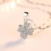 Diseño Estilo Coreano Simple Lujo Ligero Collar de Trébol de Cuatro Hojas Nicho Versátil Versión Alta Clavícula Femenina Gargantilla de la Suerte Simple