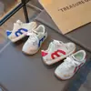 Zapatillas de malla transpirables para niñas con suela blanda antideslizantes de otoño para niños, zapatos casuales para niños, zapatos Forrest Gump, zapatos de bebé con dibujos animados
