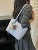Bolsa de mano transfronteriza de moda 2026 verano nueva bolsa de mano de gran capacidad para mujer, elegante bolso de hombro para la ciudad, bolso de axila
