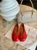 Zapatos de estilo idéntico a los de Mamá Uva para mujer, con diseño de pezuña de cerdo y dedos separados, piel genuina, estilo vintage desgastado, zapatos de salón Mary Jane plisados, zapatos planos bajos de ballet