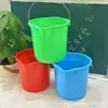 Atacado de fábrica balde plástico com bico balde agrícola para pesticidas balde portátil balde para lavagem de carro balde para lavanderia de dormitório balde de armazenamento
