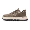 Sapatos Masculinos de Cano Baixo Primavera e Outono Novos Moda em Couro Solado Grosso Casual Sapatos Esportivos Masculinos para Exterior Resistentes ao Desgaste Tênis da Moda