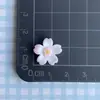 Flor de Cerezo Rosa tamaño pequeño Mini Joker Accesorios de Resina Flor Flor de Pelo Paquete de Materiales de Accesorios de Pegamento Cremoso Nuevo