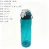 Taza de agua de plástico para hombre y mujer estudiantes, súper vendida en TikTok, botella de agua portátil con tapa abatible y pajita para la escuela RS-202282