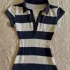 Camiseta de Verano de Moda para Mujer, Corte Ajustado, Manga Corta, Rayas Anchas en Contraste y Cuello Polo