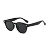 Nuevas Gafas de Sol Sencillas Estilo Hong Kong Transfronterizas con Decoración de Remaches, Estilo Básico Versátil para Viajes, Ciclismo y Conducir, Gafas de Sol con Protección Solar