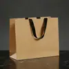 Sacola de Papel Kraft, Sacola Simples para Compras e Presentes para Lojas de Roupas Corporativas, Sensação de Luxo, com Logo Embutido, Sacola Tote para Embalagem