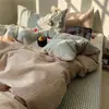 Conjunto de cama simples estilo japonês e amigo da pele, quatro peças de algodão puro lavado, capa de edredom e lençol de duas cores, conjunto de três peças totalmente em algodão para dormitórios estudantis