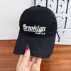 Novo Boné de Baseball Bordado com Letra para Homens e Mulheres, Boné Estilo Duckbill Retrô Desgastado, Chapéu de Sol Casual Macio para Primavera e Verão