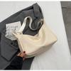 Bolsa popular deste ano feminina 2024 nova bolsa mensageiro de alça larga de PU macio bolsa de ombro com textura ins bolsa de ombro tote