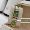 Relógio Feminino Pequeno Estilo Chanel com Mostrador Quadrado, Movimento a Quartzo, Design Colorido da Moda, Relógio Cravejado de Diamantes, Relógio de Pulso Estilo Pulseira de Joia de Luxo