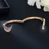 Suministro Transfronterizo: Pulsera Vintage Estilo Palacio con Ala de Pluma y Circonita Microincrustada, Elegante y Graciosa Pulsera para Mujer al por Mayor