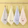 Envío Directo Toalla Cuadrada Pequeña de Algodón Creativo 25*25 Bordado de Dibujos Animados Guardería Limpiarse las Manos del Bebé Uso Diario en Casa Regalo Venta al por Mayor