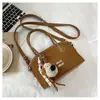 Bolsa de mão retrô de luxo leve transfronteiriça para mulheres, nova versão coreana, bolsa tipo balde de alta qualidade para o dia a dia, bolsa de ombro e transversal versátil