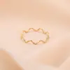 Anillo de Acero de Titanio con Forma de Ola Anillo de Nudillo Chapado en Oro de 18K Anillo de Dedo para Mujer 2025 Anillo de Nudillo Anillo de Lujo Ligero Transfronterizo