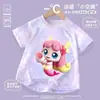 Conjunto Esportivo Fofo para Meninas Verão 2026 Novo Roupas de Secagem Rápida Seda de Gelo Camiseta de Manga Curta Shorts Infantis Roupa de Casa a