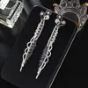 Brincos Exagerados Geométricos com Corrente de Garra Nova e Strass para Travessia de Fronteira Balada Fotografia de Rua Brincos Personalizados Fabricante de Brincos Atacado E735