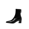 Botas super elásticas para mulheres, botas de corte justo, novo estilo coreano outono/inverno, bico quadrado, zíper traseiro, botas de salto médio grosso, botas elásticas de cano curto para mulheres