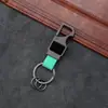 Llavero abridor de botellas de cuero, accesorio multifuncional para hombre, para negocios, para colgar en la cintura, llavero de coche, colgante con grabado creativo.