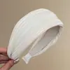 Diadema de estilo coreano, ligera, ancha, de color liso para mujer, que ofrece un look sofisticado y elegante, con un diseño que realza la altura en la coronilla, presentando un estilo retro, chic y moderno