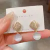 Brincos de Pérola Rombus Microcravejados Personalizados para Mulheres, Estilo Coreano, Brincos Modernos com Pino de Prata de Celebridade da Internet, Brincos de Alta Qualidade e Versáteis