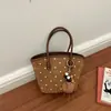 2026 Nova Bolsa de Mão Estilo Coreano Moda Nicho Bolinhas Estilo Casual Simples Toque de Luxo Bolsa de Ombro Único Transversal