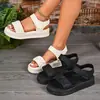 Sandalias de mujer de moda transfronterizas europeas y americanas 2026 verano, sandalias romanas de playa casuales de suela gruesa, venta al por mayor de comercio exterior
