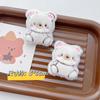 Bonito dos desenhos animados urso de pelúcia boneca coelho broche filhote de cachorro panda estudante mochila decorações cocar acessórios