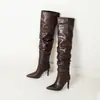 Botas longas de outono e inverno transfronteiriças de salto alto plus size com bico fino, sola de borracha macia, salto agulha, botas leves de cor sólida sem cadarço que vão acima do joelho para mulheres