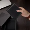 Cartera de cuero vintage multi-tarjeta transfronteriza con tecnología anti-robo RFID, una billetera versátil de cuero genuino estilo negocios para hombre