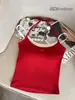Cor de chá de leite contrastante, falso conjunto de duas peças, camisola interna de cor marrom claro, corte justo, pura vontade, damasco contrastando com marrom, tamanho único, vermelho contrastando com branco, preto contrastando com cinza