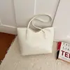 Bolsa feminina elegante e versátil, nova bolsa tote de grande capacidade para mulheres, novo estilo de moda 2026, bolsa de nicho de luxo leve