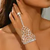 Pulsera sin dedos de estilo corona de princesa con diamantes completos de nuevo estilo de alta gama transfronteriza, cadena de muñeca de malla sexy y moderna con pedrería para mujer