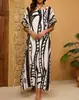 Robe Longo Estampado Feminino Europeu e Americano Transfronteiriço Saída de Praia Vestido Longo Solto de Férias Vestido de Banho para Beira-Mar Vestido de Praia para Exterior