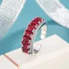 Anel Pave de Zircônia Vermelho Sangue de Pombo Retrô para Mulheres, Luxo Leve, Sensação de Alto Padrão, Temperamento Exquisito, Ilumina o Tom da Pele, Anel para Dedo Indicador